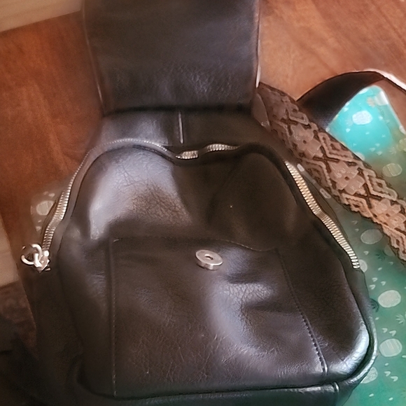Black Leather Women's Bag - Picture 2 of 5